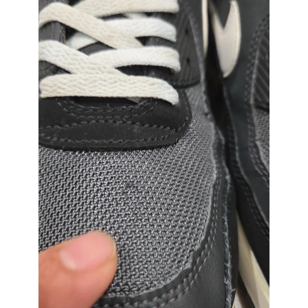 Air Max 90 Men's Size 11 Iron Grey/White-DK Smoke Grey CN8490 002